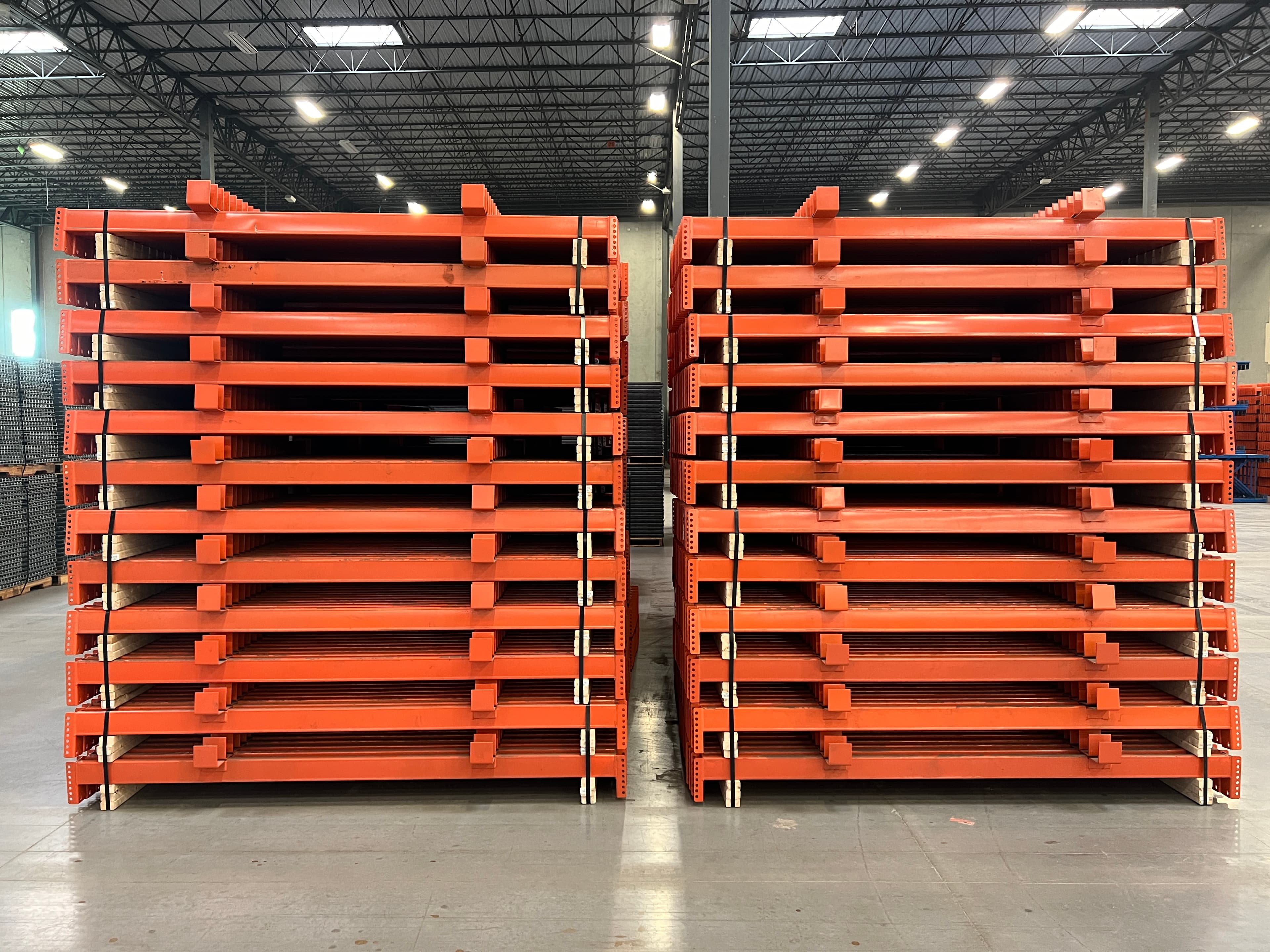 Beam - 96" x 4" - Hybrid w/ Pallet Stop