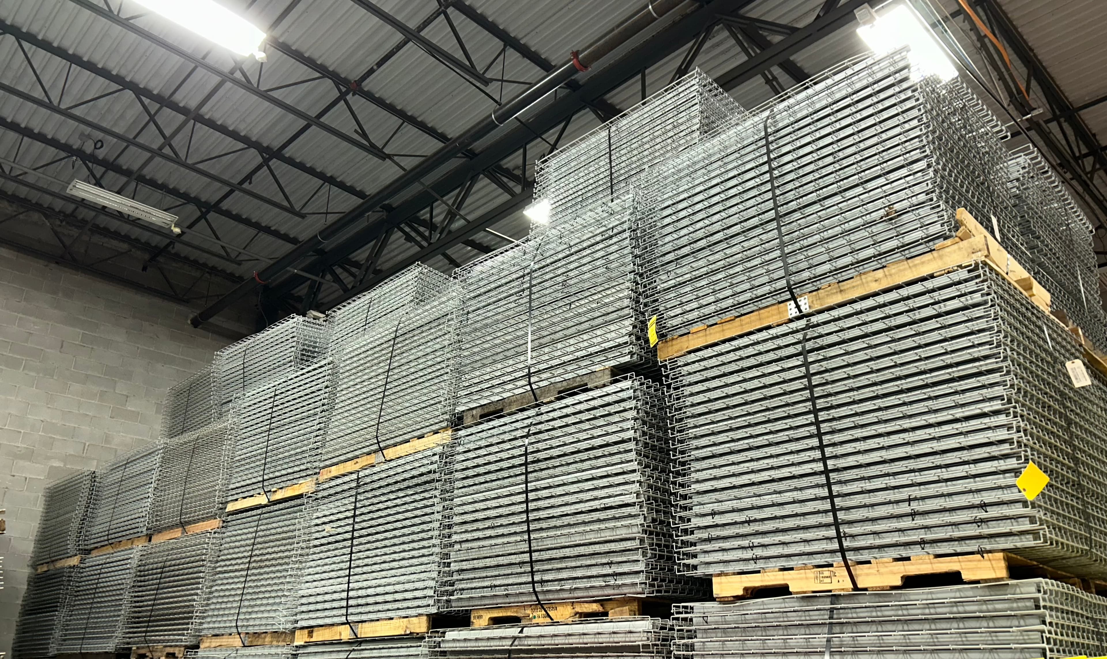 Wire Deck - 66" x 46" - Outside Waterfall