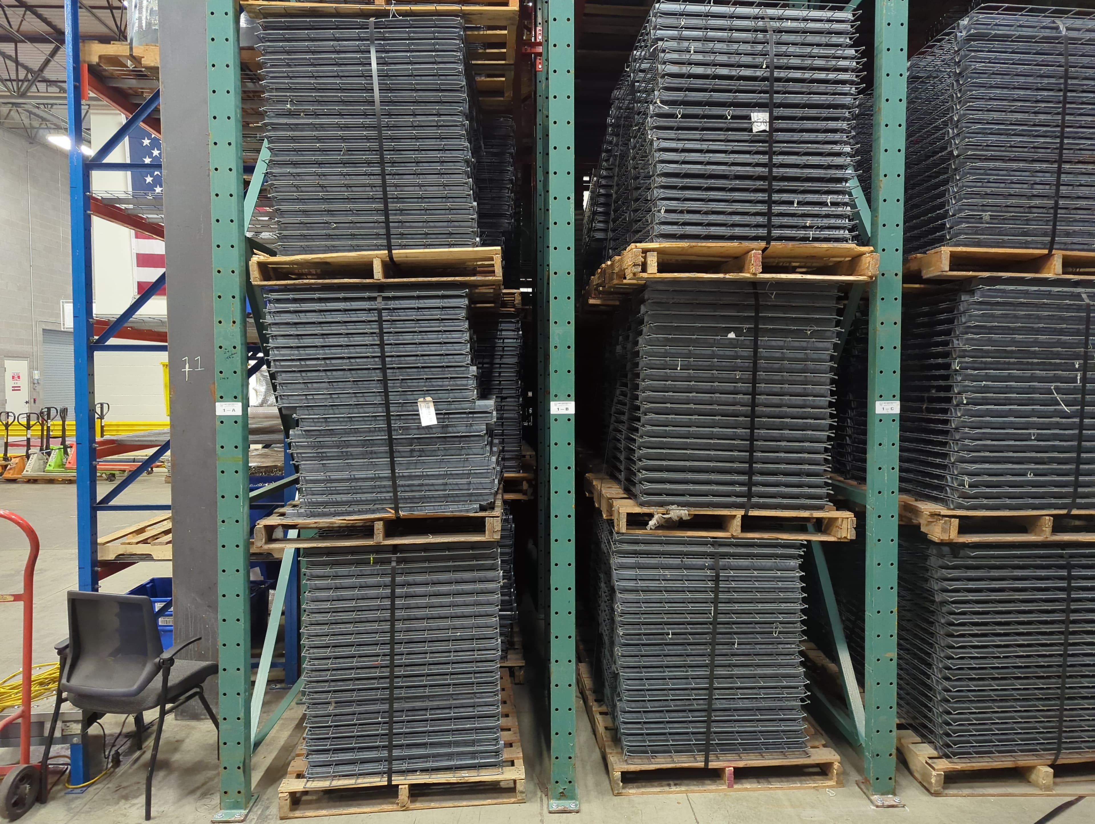 Wire Deck - 36" x 46"  - Inside Waterfall